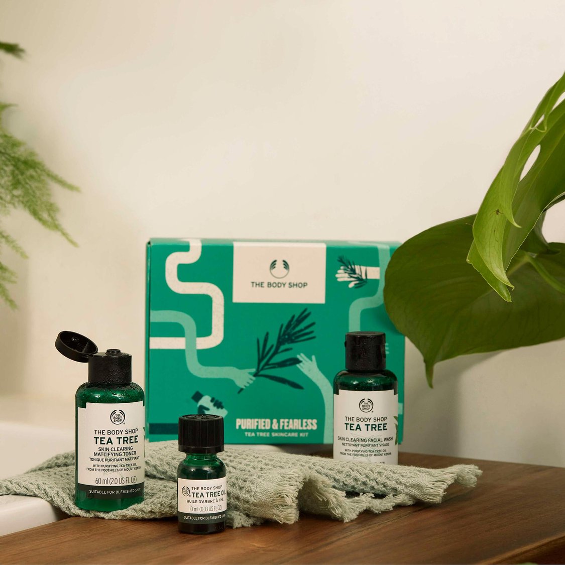 Buy THE BODY SHOP Tea Tree Skincare Gift Case from The Body