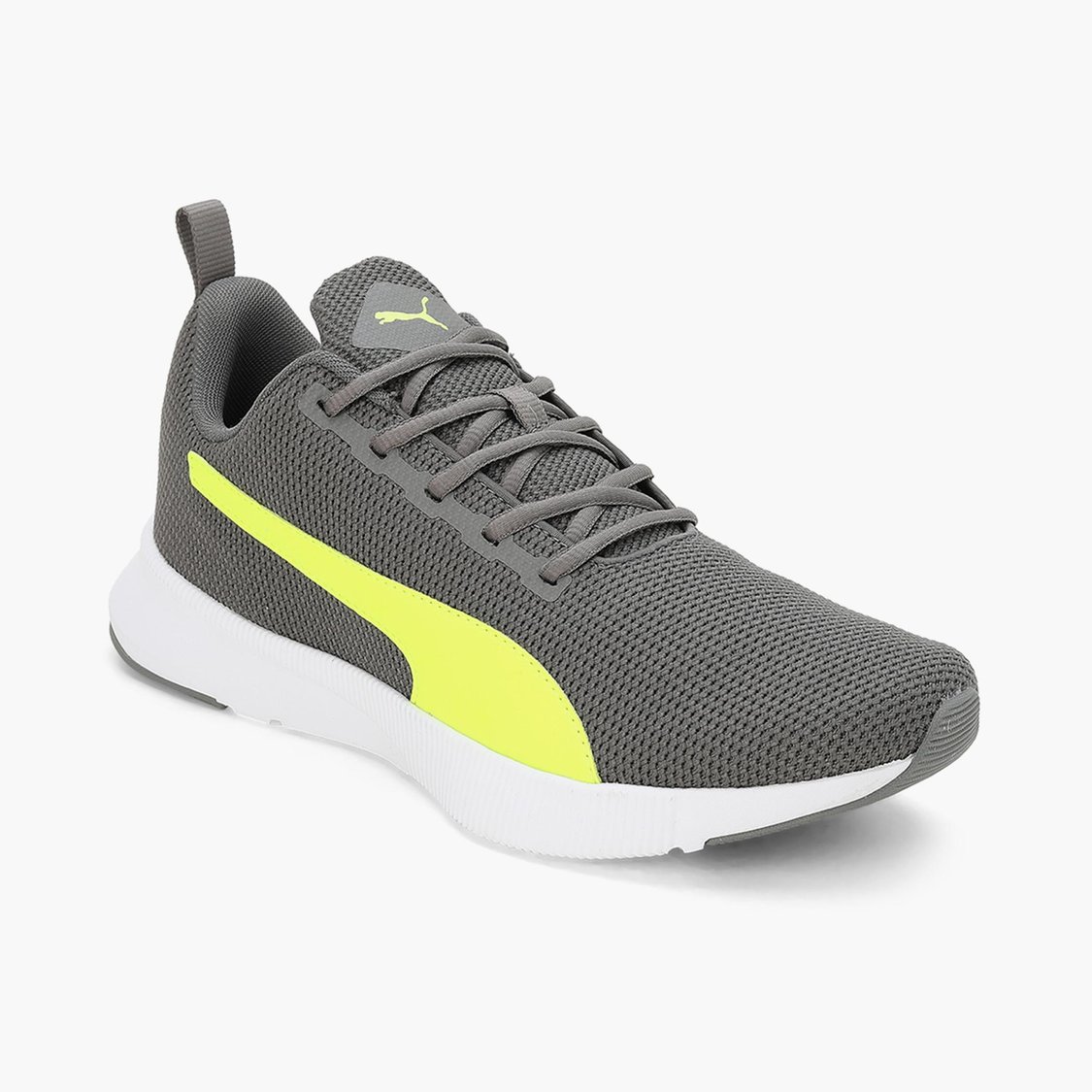 PUMA Robust V2 Ultra Men Colourblocked Lace-Up Running Shoes