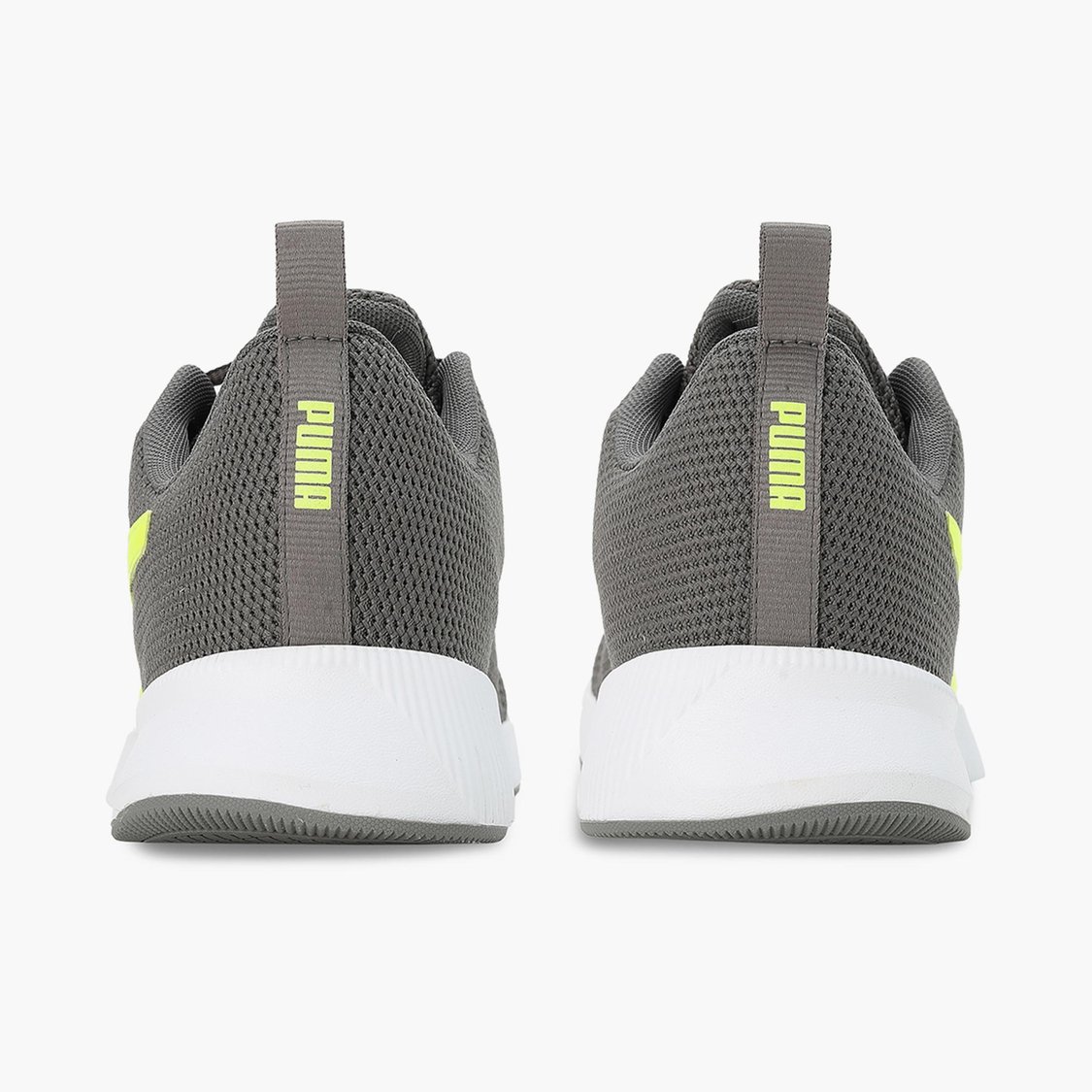 PUMA Robust V2 Ultra Men Colourblocked Lace-Up Running Shoes