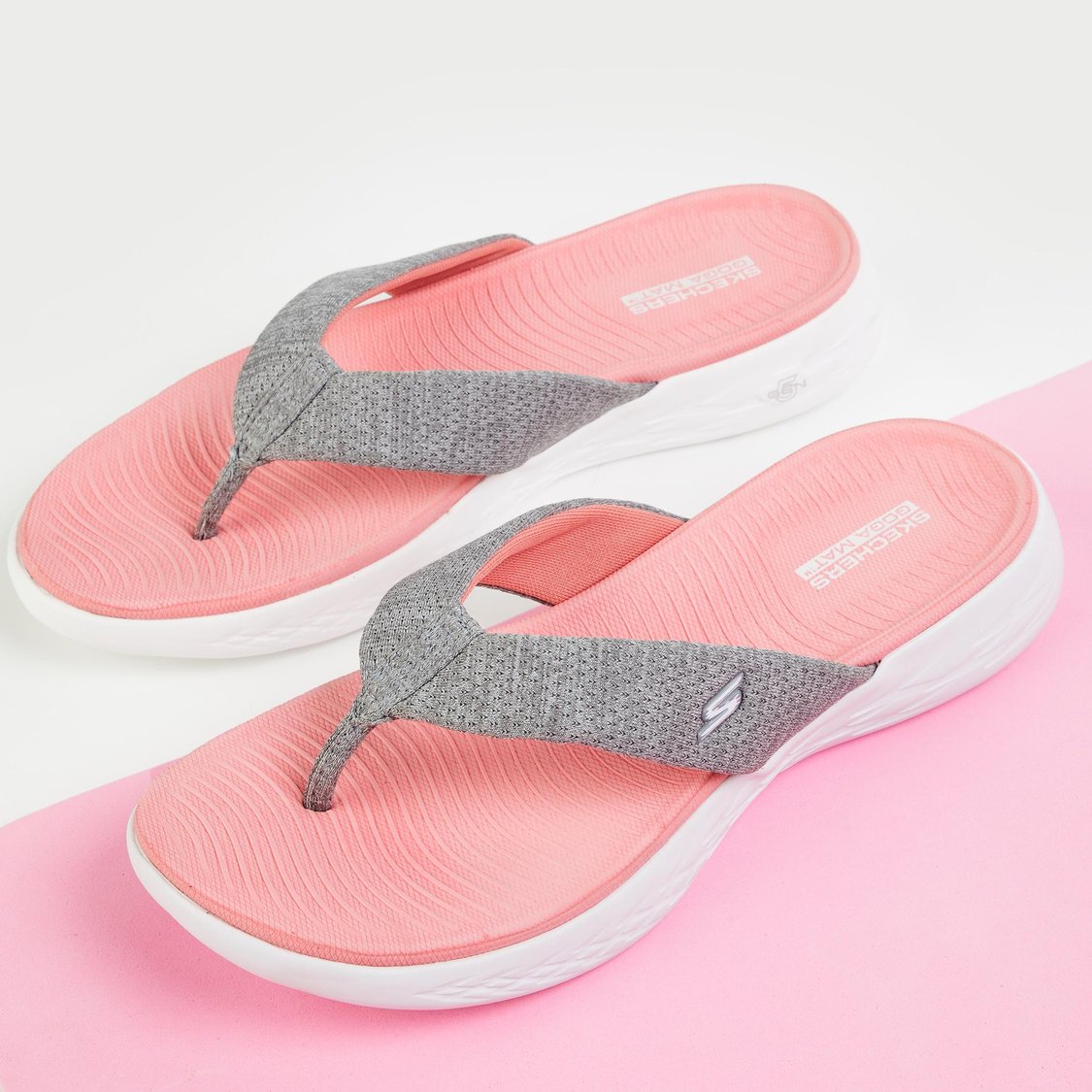 womens flip flops skechers