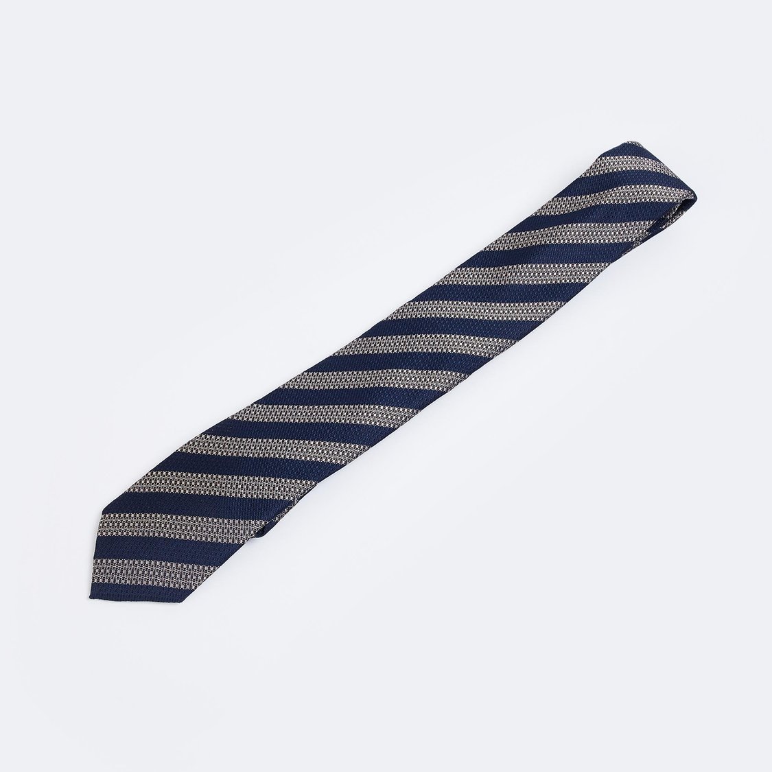 VAN HEUSEN Men Striped Slim Fit Formal Tie