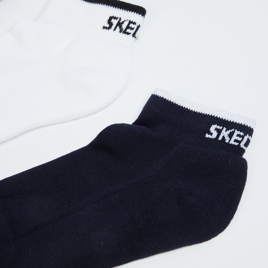 SKECHERS Men Assorted Ankle Length Socks - Pack of 3
