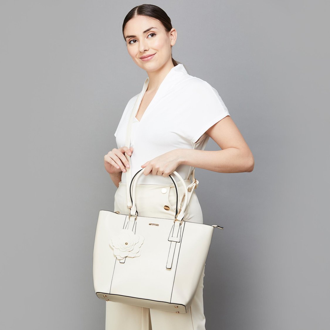 GINGER Women Solid Shoulder Bag