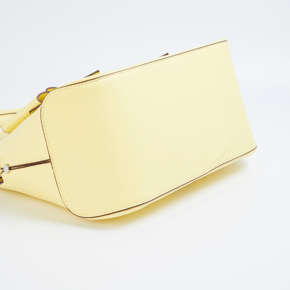 GINGER Women Solid Handheld Bag