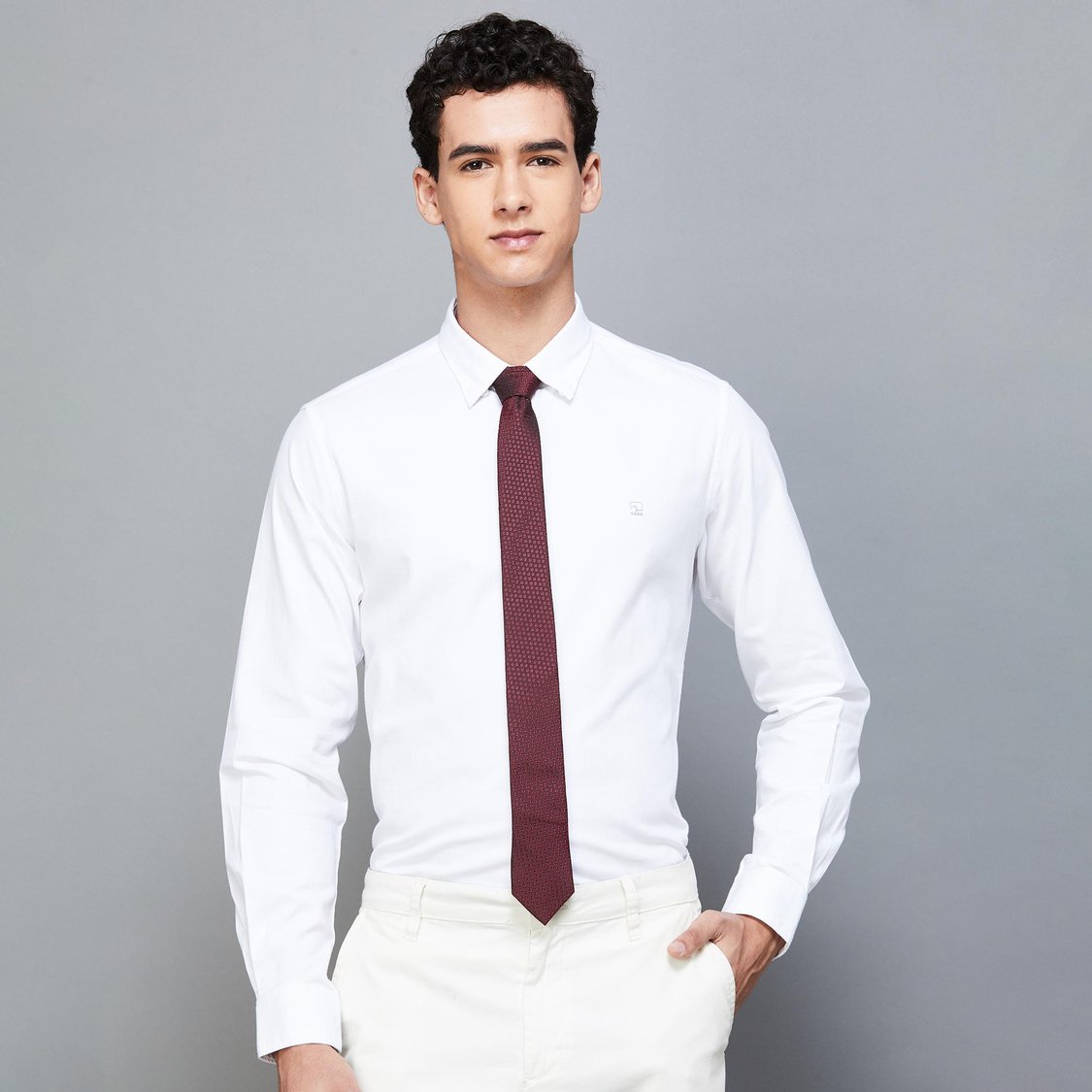 CODE Men Patterned Formal Tie