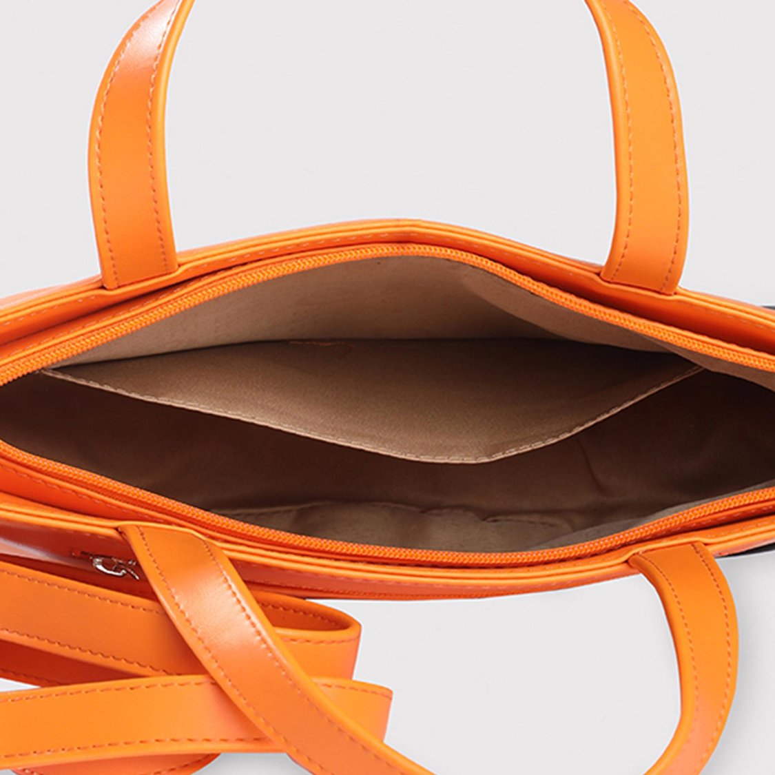 CAPRESE Women Solid Handheld Bag