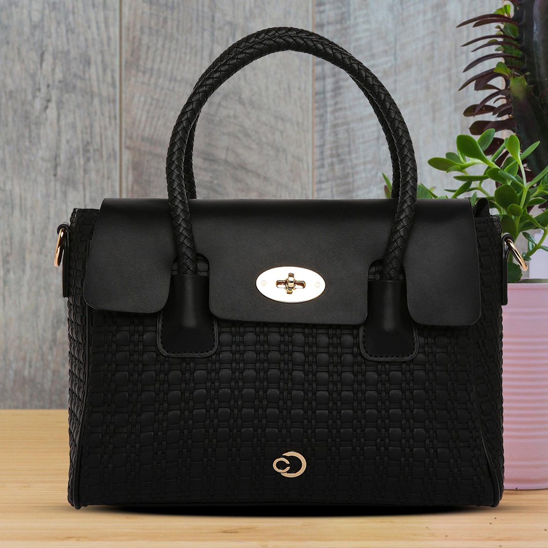 CAPRESE Women Textured Handheld Bag