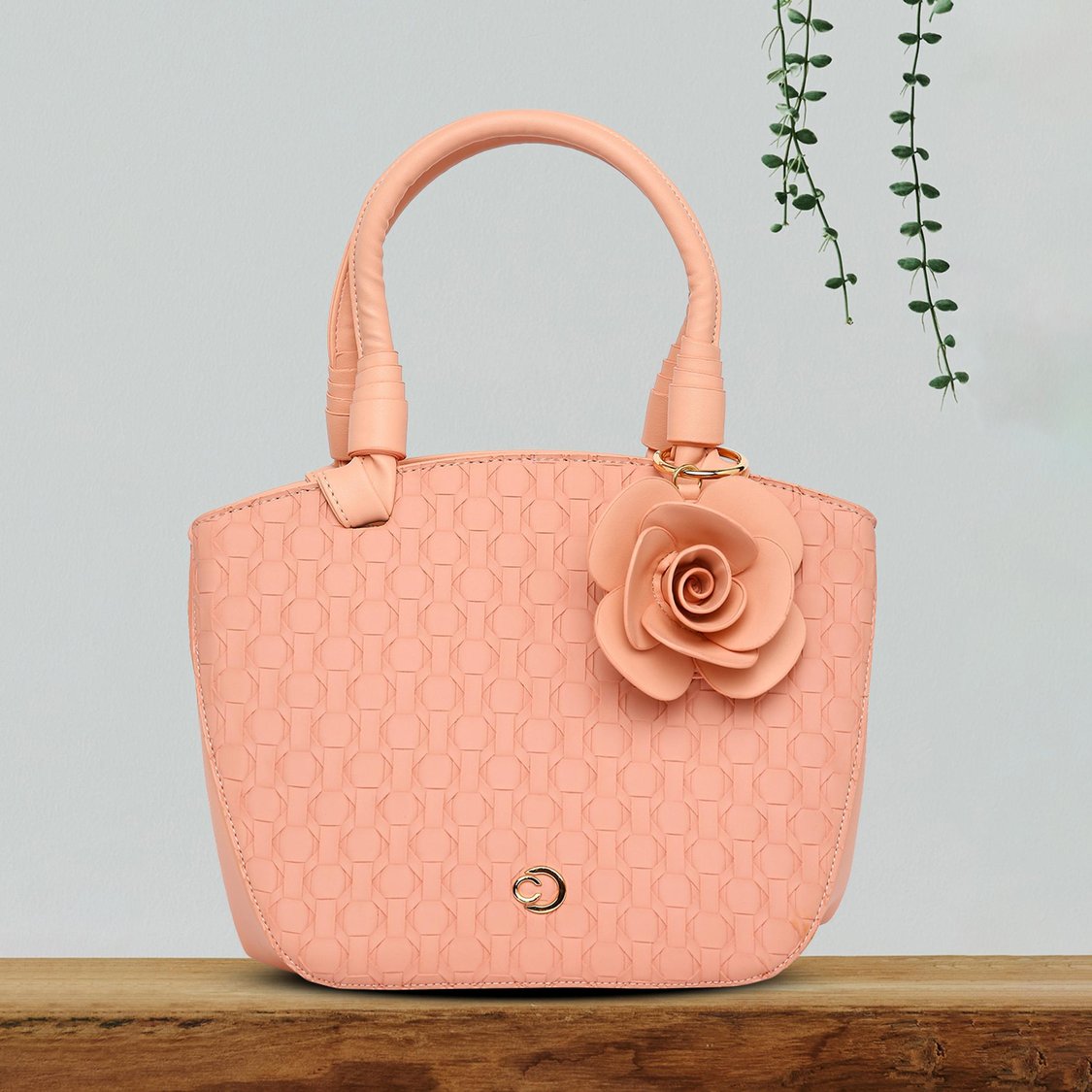 CAPRESE Women Textured Handheld Bag
