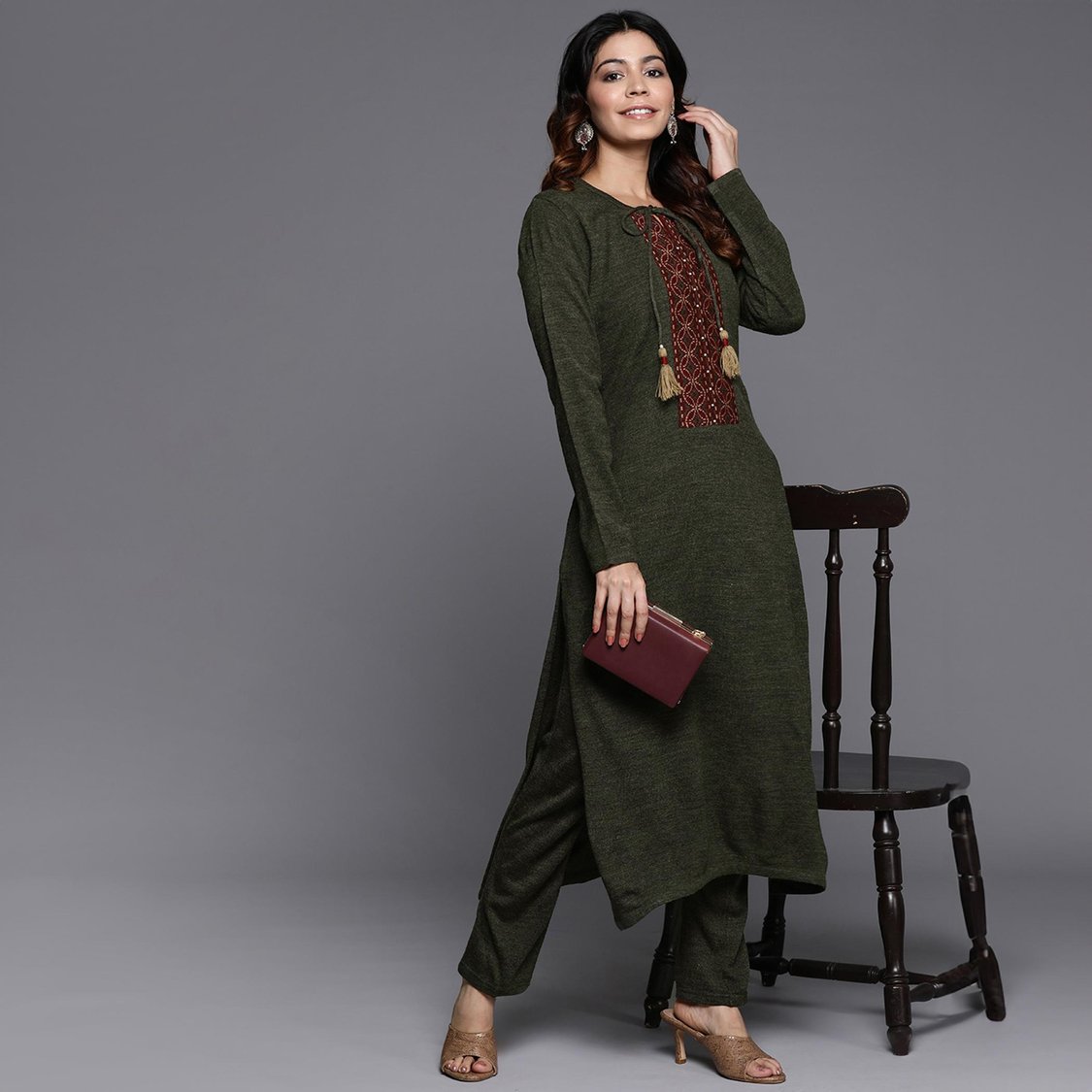 LIBAS Women Yoke Design Straight Winter Kurta Set