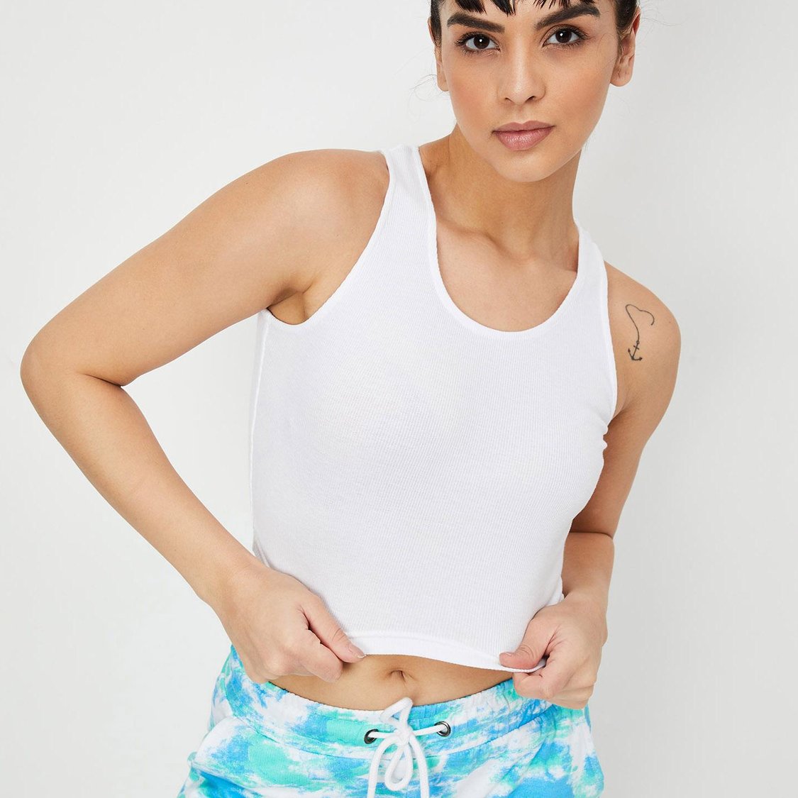 Women Cloud Printed Crop Top with Solid Inner