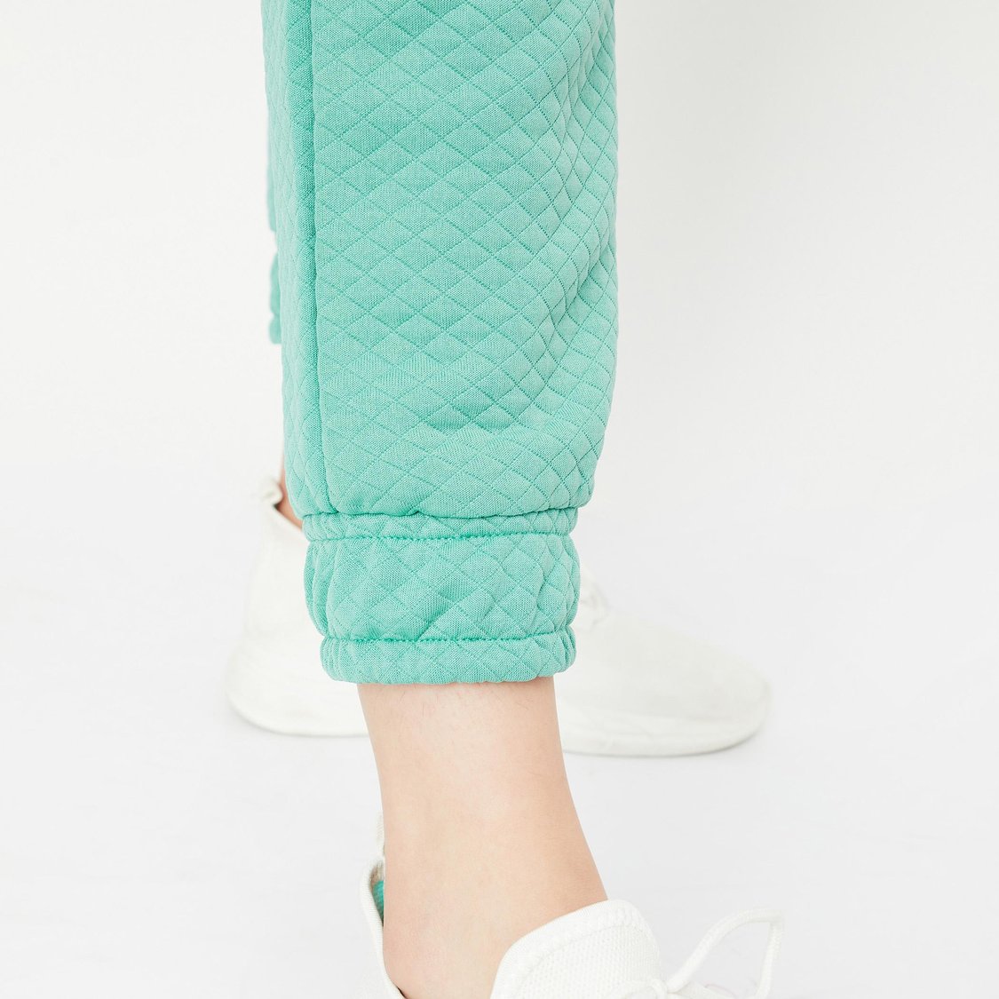 Women Quilted Joggers