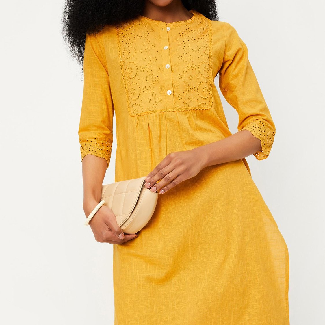 Women Schiffli Straight Kurta