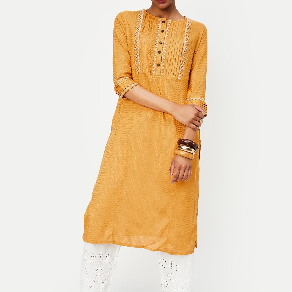 Women Pintuck Kurta with Pocket