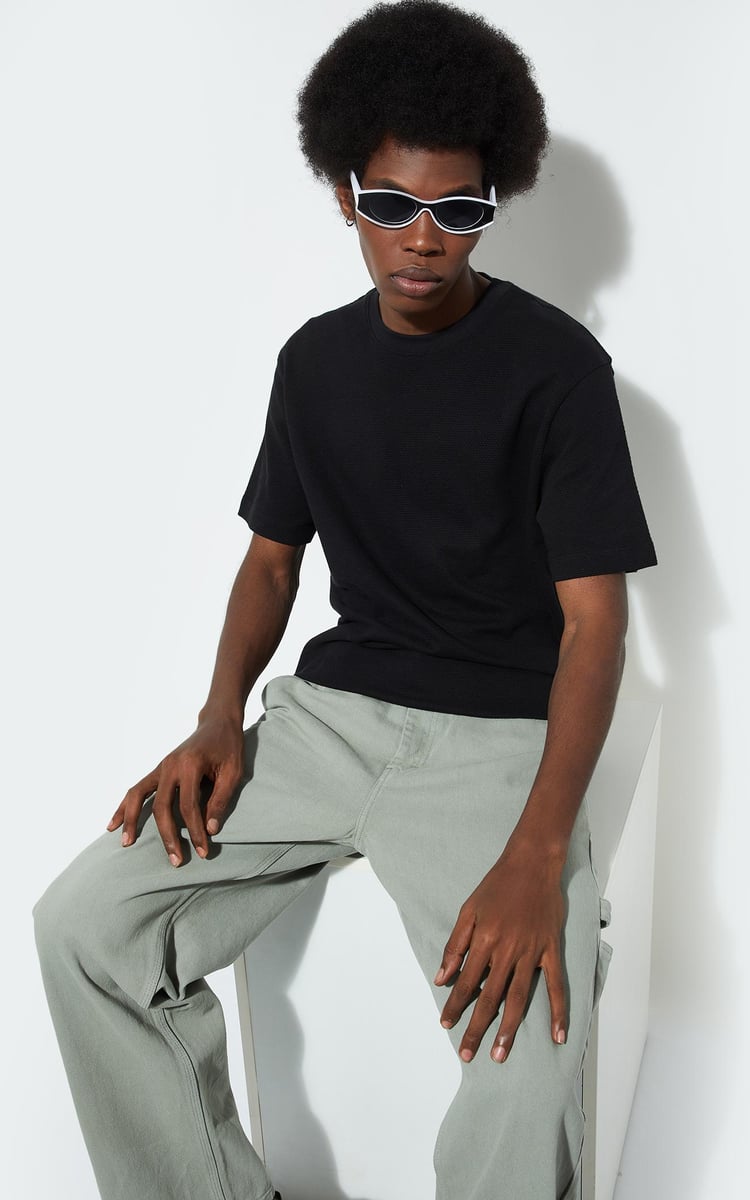 Buy URB_N Men Regular Fit Textured T-shirt Online at just Rs