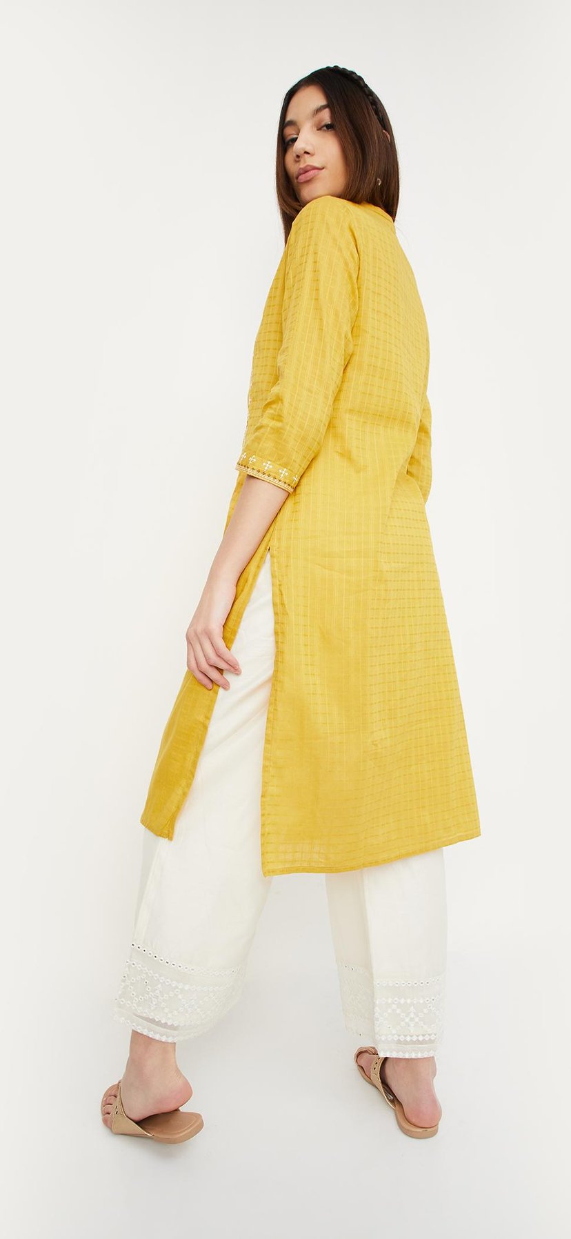 Buy Women Embroidered Kurta with Pocket Online at just Rs. 699.0