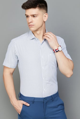 Buy Formal Shirts for Men Online in India | Lifestyle Stores