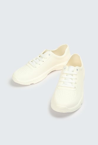 max casual shoes