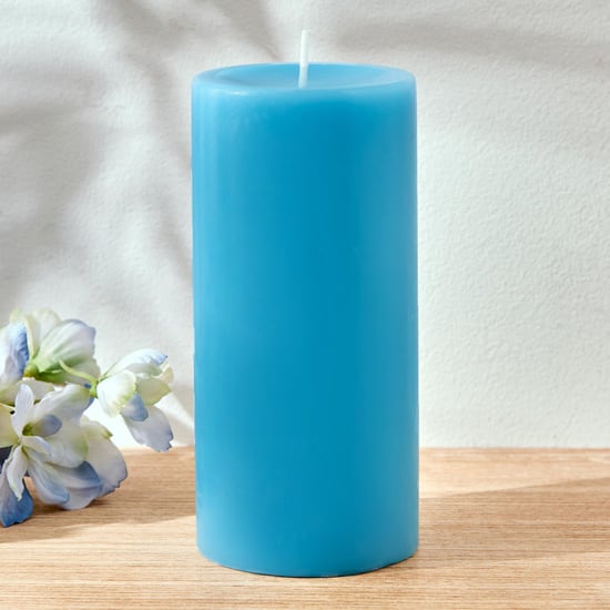 Colour Refresh Blueberry Scented Pillar Candle