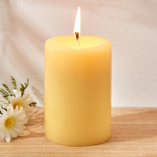 Colour Refresh Lemon Grass Scented Pillar Candle