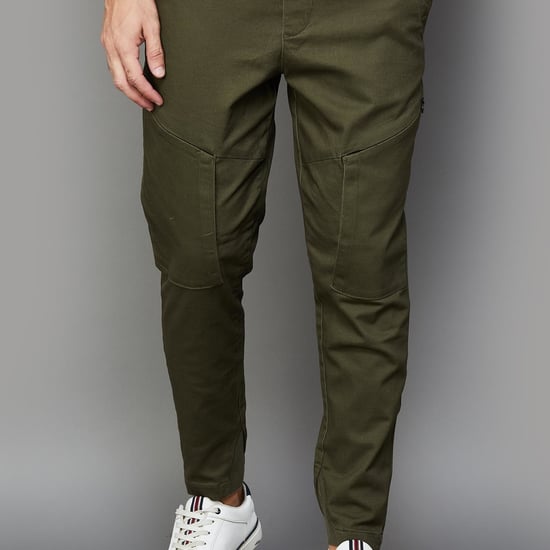 JACK & JONES Men Solid Elasticated Regular Fit Joggers