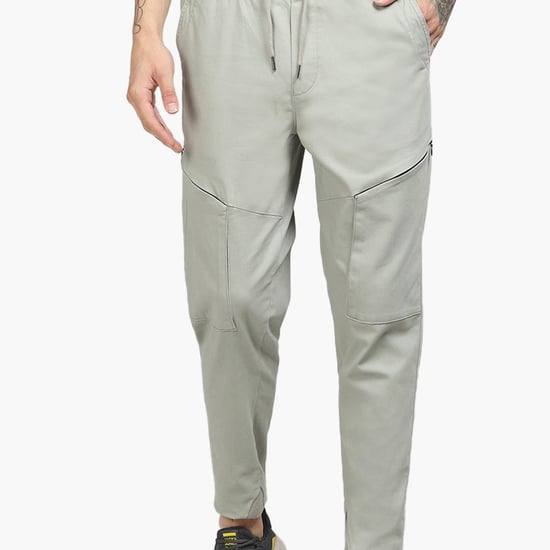 JACK & JONES Men Solid Elasticated Regular Fit Joggers