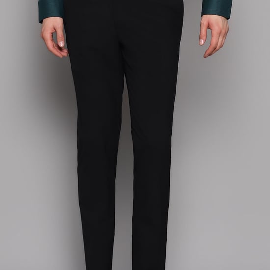 BLACKBERRYS Men Solid Slim Straight Fit Casual Trousers