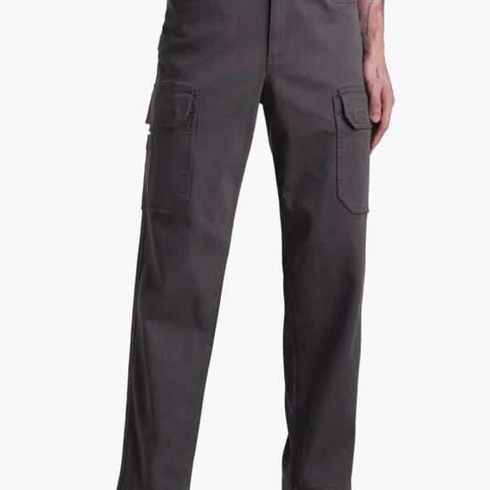 JACK & JONES Men Solid Regular Fit Cargo Trousers
