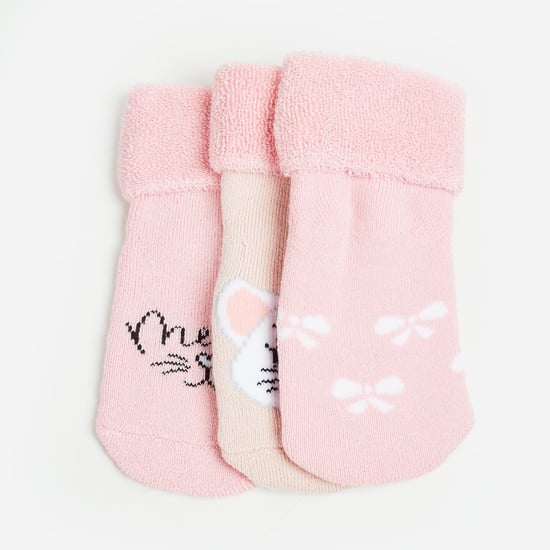 FAME FOREVER Girls Printed Ankle Length Socks- Pack of 3