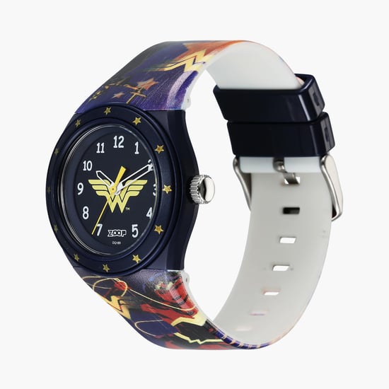 Watch New Wonder Woman Watch Gal Gadot Fight Crime At The Mall In