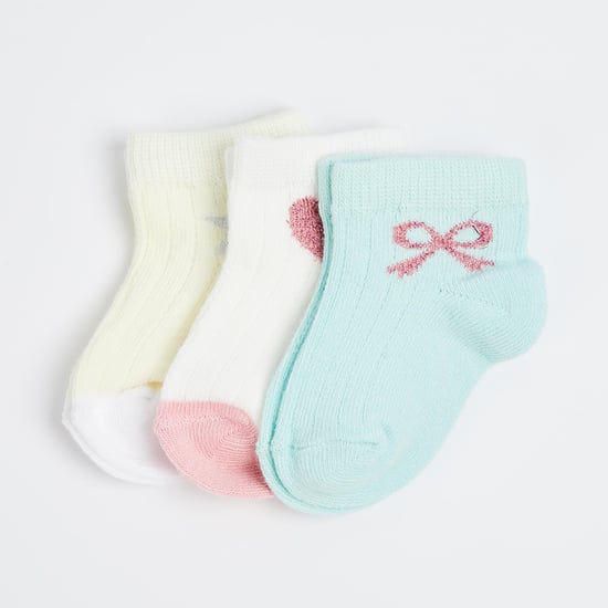 FAME FOREVER Girls Printed Ankle Length  Socks - Pack of 3