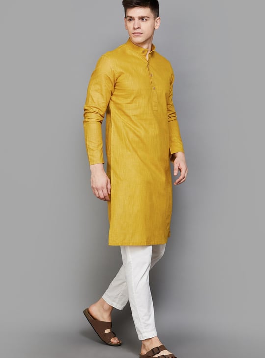 MANYAVAR Men Solid Straight Kurta