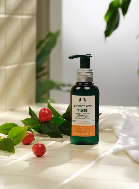 THE BODY SHOP Vitamin C Glow-Revealing Liquid Peel - 100ml