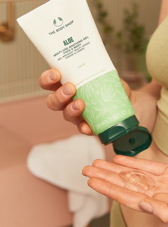 THE BODY SHOP Aloe Multi-Use Soothing Gel - 200ml | Transparent