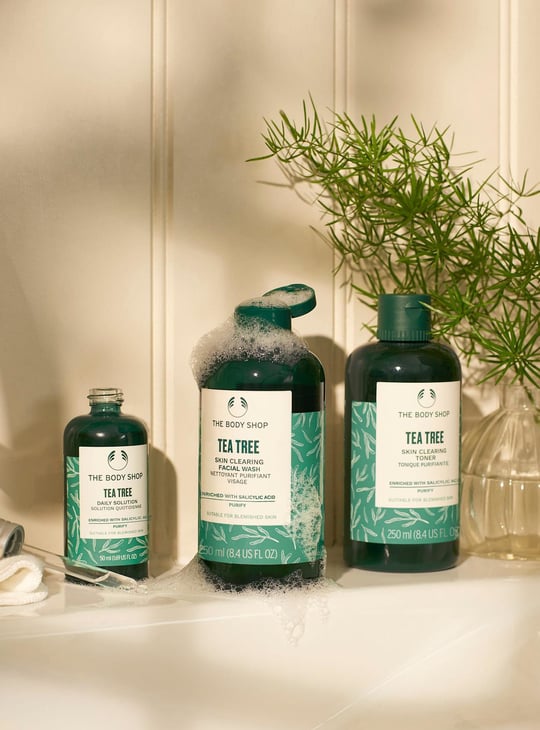 THE BODY SHOP Tea Tree Skin Clearing Facial Wash - 250ml