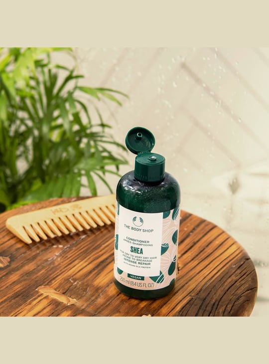 THE BODY SHOP Shea Intense Repair Shampoo- 250ml