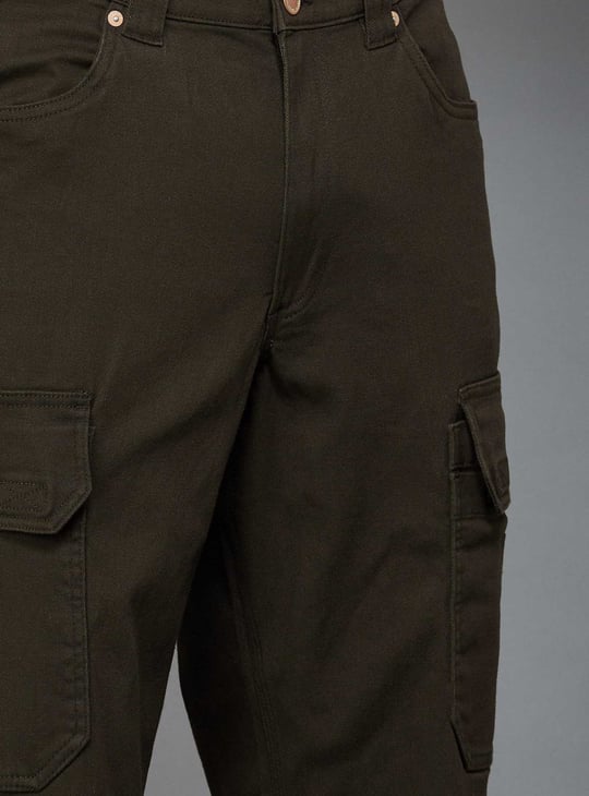 JACK & JONES Men Solid Regular Fit Cargo Trousers