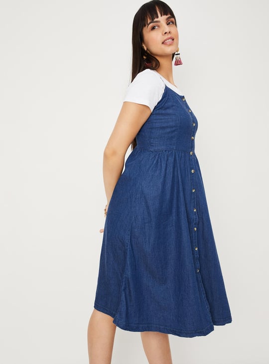 Women Solid A-line Denim Dress with T-shirt