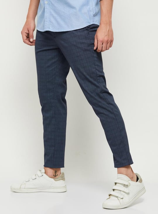 Men Checked Carrot Fit Casual Chinos 