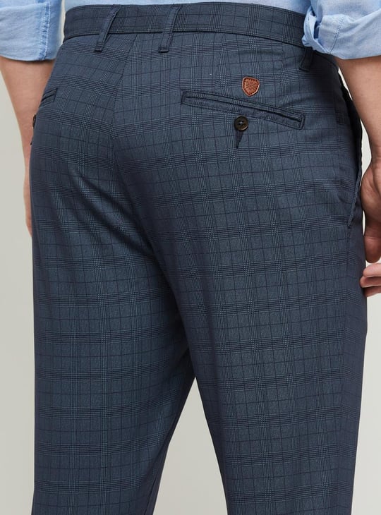 Men Checked Carrot Fit Casual Chinos 