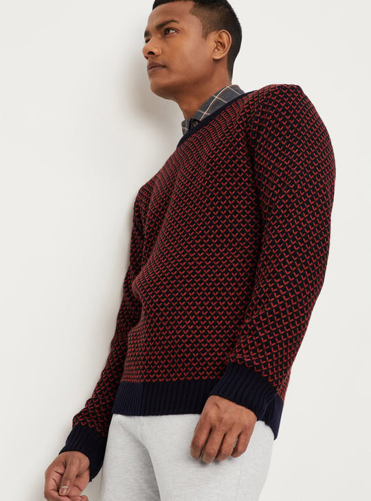 Men Embroidered Reversible Sweater