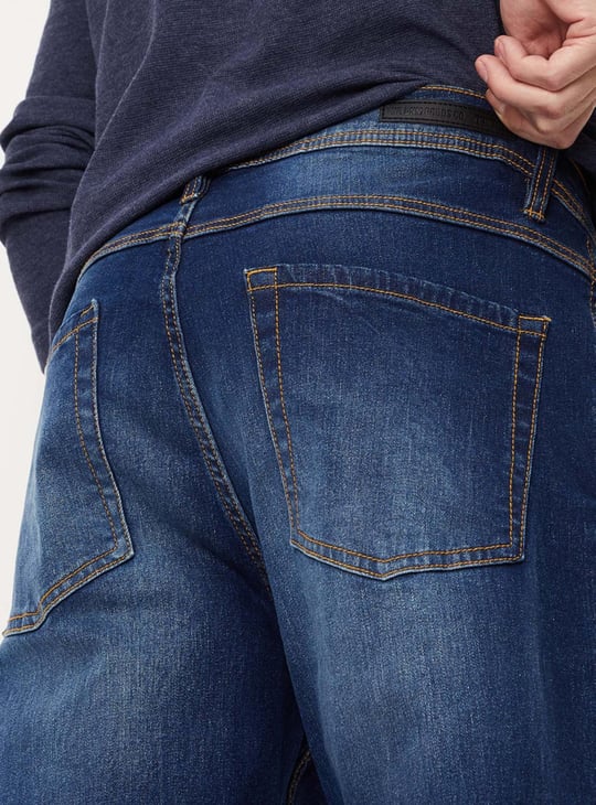 Men Distressed Carrot Fit Jeans