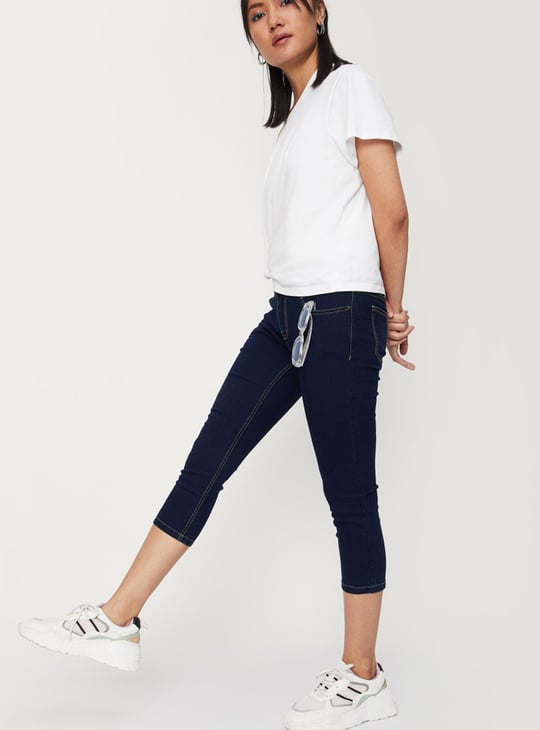Women Solid Denim Capris