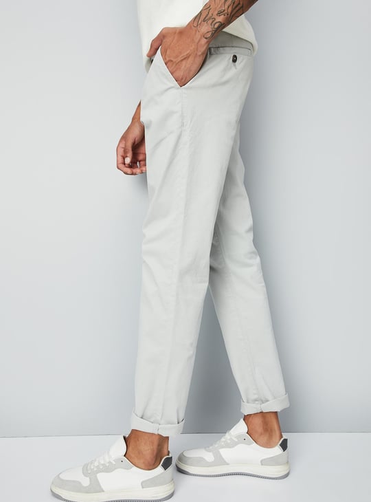 Men Slim Fit Solid Stretch Chinos