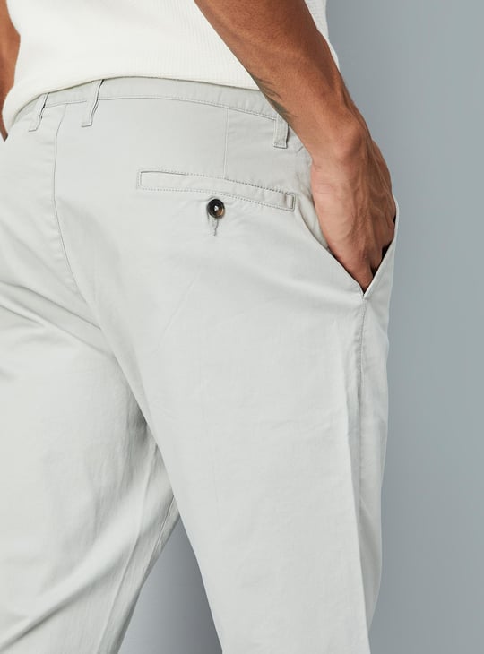 Men Slim Fit Solid Stretch Chinos