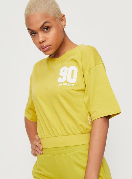 Women Embroidered Ribbed Hem T-shirt