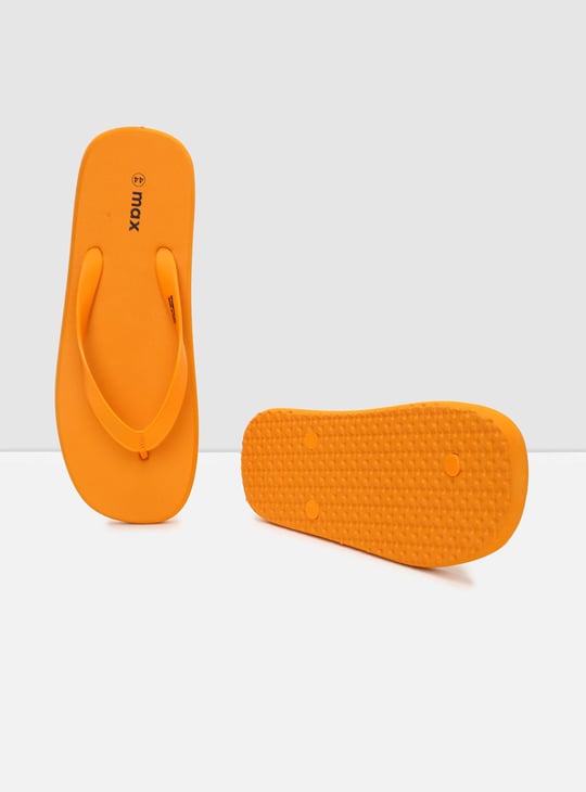Men Solid V-Strap Slippers