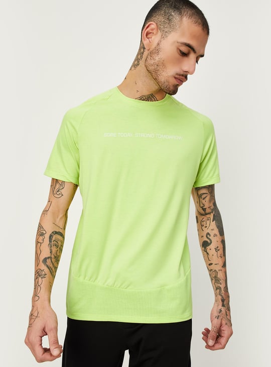 Men Typographic Printed Active T-shirt