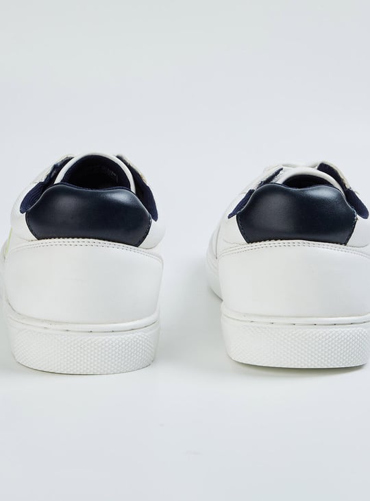 Men Lace-Up Low-Top Sneakers