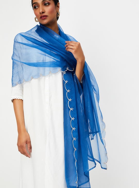 Women Embroidered Scalloped Dupatta