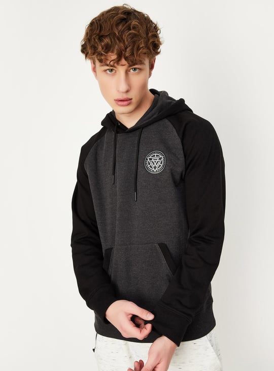 Men Colourblocked Hooded Sweatshirt